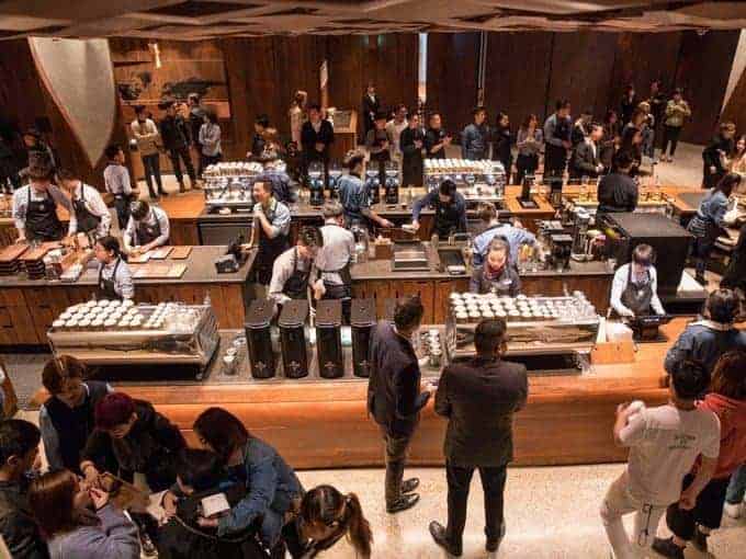 Starbucks Khai Trương Cửa Hàng Lớn Nhất Thế Giới
