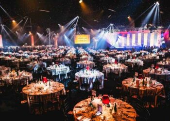 Tất Tần Tật Chi Phí Tổ Chức Gala Dinner Mà Doanh Nghiệp Cần Biết