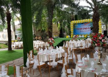 Tìm Địa Điểm Tổ Chức Year End Party Cho Doanh Nghiệp? Nên Đi Đâu?