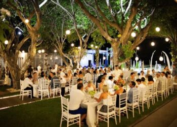 Lên Kế Hoạch Tổ Chức Gala Dinner Chi Tiết, Thành Công Nhất