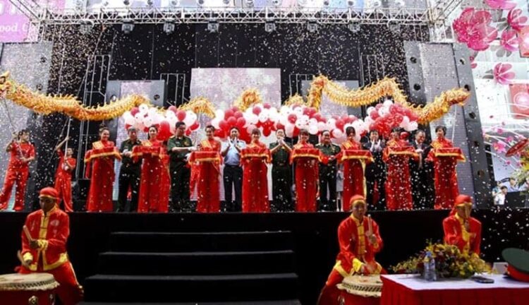Khai Trương Cửa Hàng Cần Làm Gì Để Thành Công Rực Rỡ?