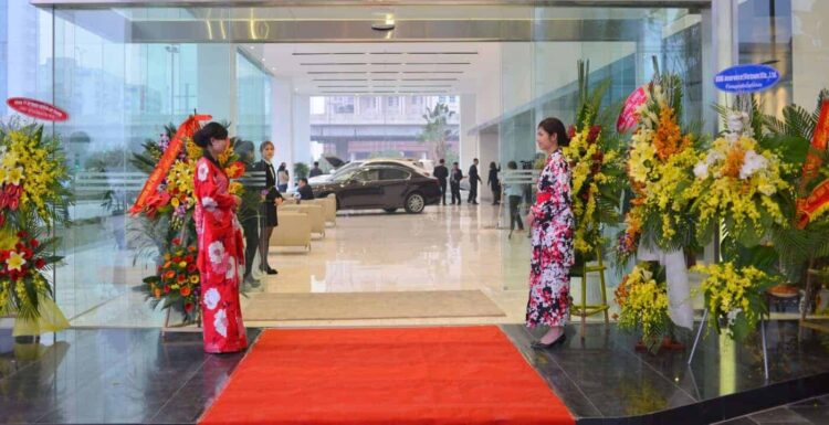 Lên Ý Tưởng Kịch Bản Lễ Khai Trương Nhà Hàng Cụ Thể Cho Doanh Nghiệp