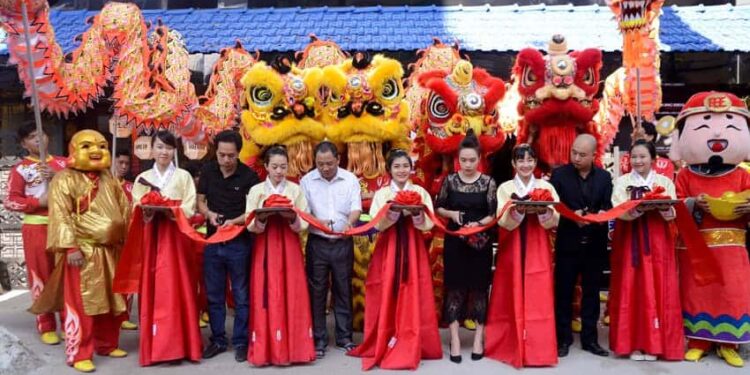 Chi Tiết Kịch Bản Tổ Chức Khai Trương Nhà Hàng Thu Hút Khách Hàng Nhất