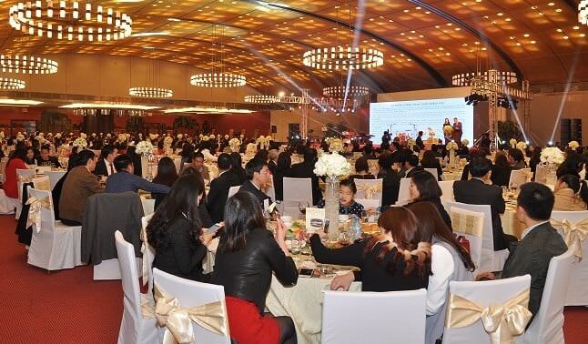 Đánh Giá Về Việc Tổ Chức Chung Tiệc Tất Niên Và Hội Nghị Khách Hàng