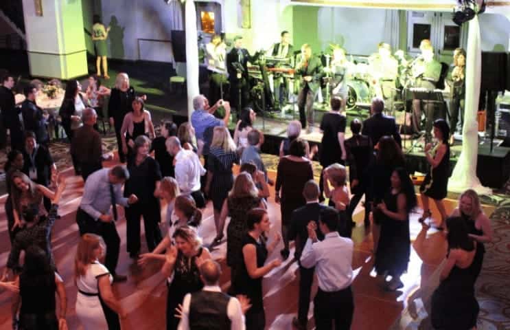 Review 3 Tiết Mục Giải Trí Gala Dinner Hấp Dẫn, Ấn Tượng Nhất