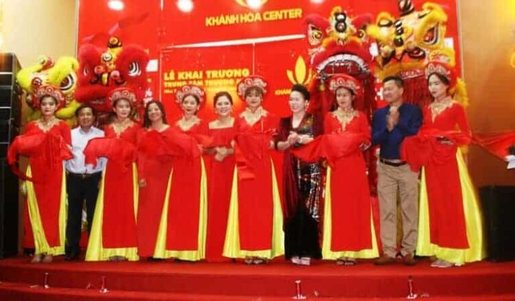 Nên Và Không Nên Làm Gì Khi Tổ Chức Lễ Khai Trương Đầu Năm