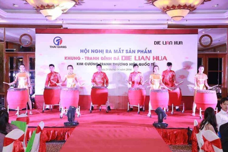 Làm Thế Nào Để Tổ Chức Lễ Ra Mắt Sản Phẩm Mới Thu Hút Nhất?