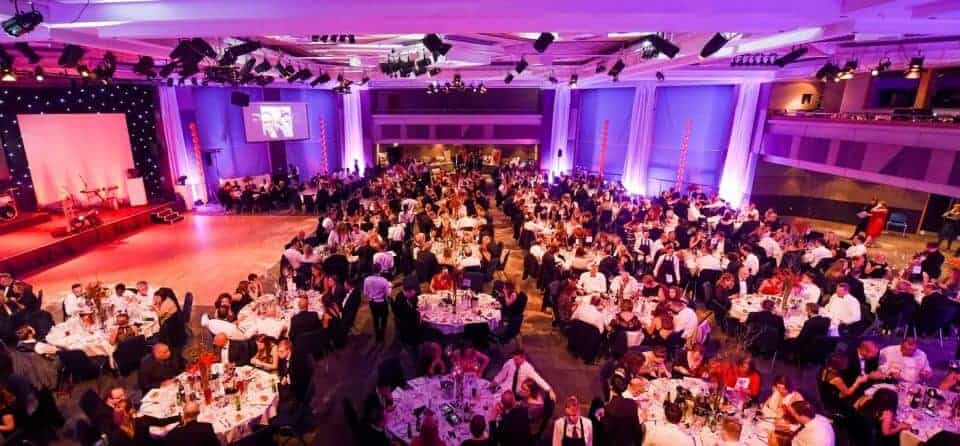 Lên Ý Tưởng Tổ Chức Sự Kiện Gala Dinner Đặc Sắc Cho Doanh Nghiệp