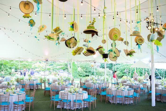 Gợi Ý 4 Ý Tưởng Trang Trí Gala Dinner Hoành Tráng Cho Doanh Nghiệp