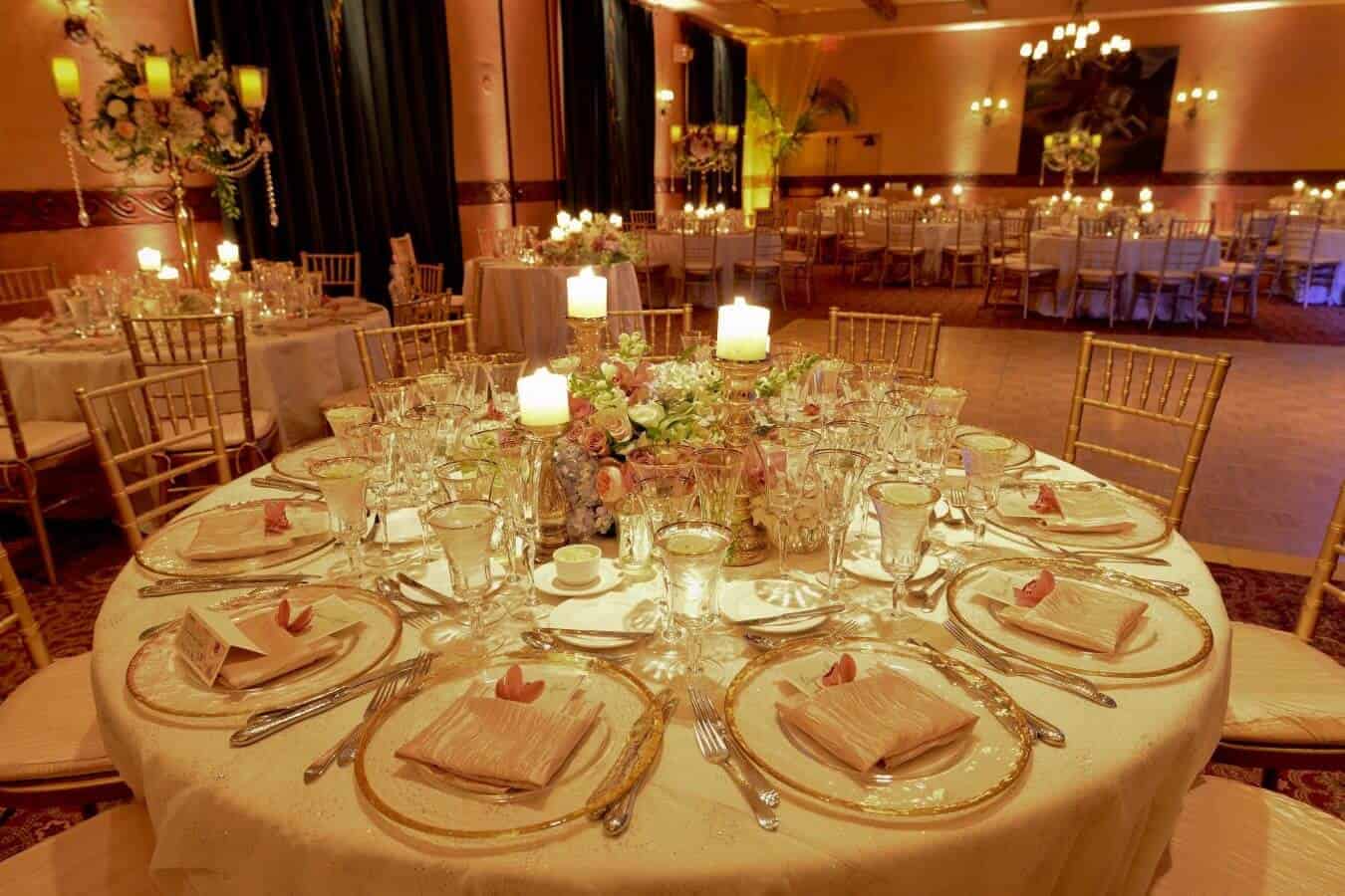 Độc Đáo Và Ấn Tượng Với Những Ý Tưởng Trang Trí Year End Party