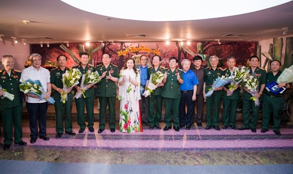 Đêm Thơ Huyền Thoại Trường Sơn: Trở Về Ký Ức Hào Hùng Của Dân Tộc