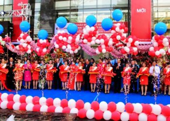 Cho Thuê Bục Sân Khấu Giá Tốt