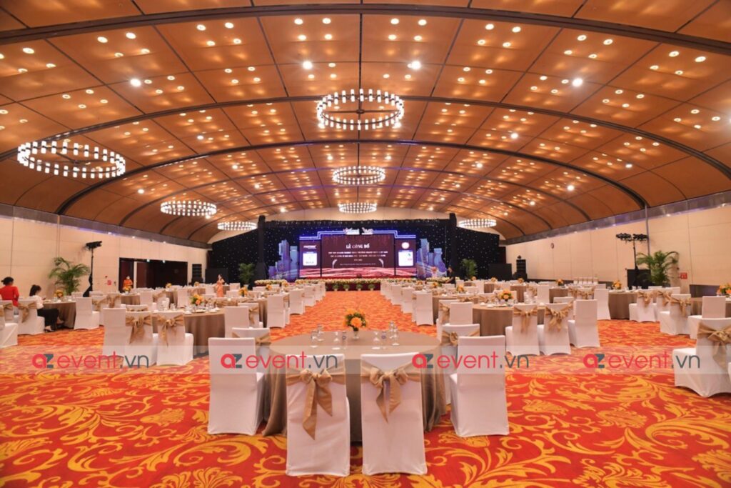 Lễ Công Bố Top 500 Doanh Nghiệp Tăng Trưởng Nhanh Nhất Việt Nam Năm 2023