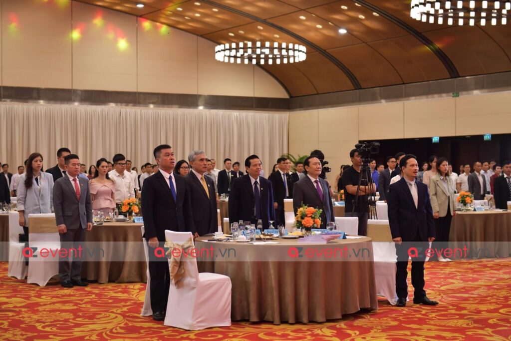 Lễ Công Bố Top 500 Doanh Nghiệp Tăng Trưởng Nhanh Nhất Việt Nam Năm 2023