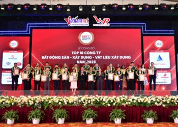 Lễ Công Bố Top 500 Doanh Nghiệp Tăng Trưởng Nhanh Nhất Việt Nam Năm 2023
