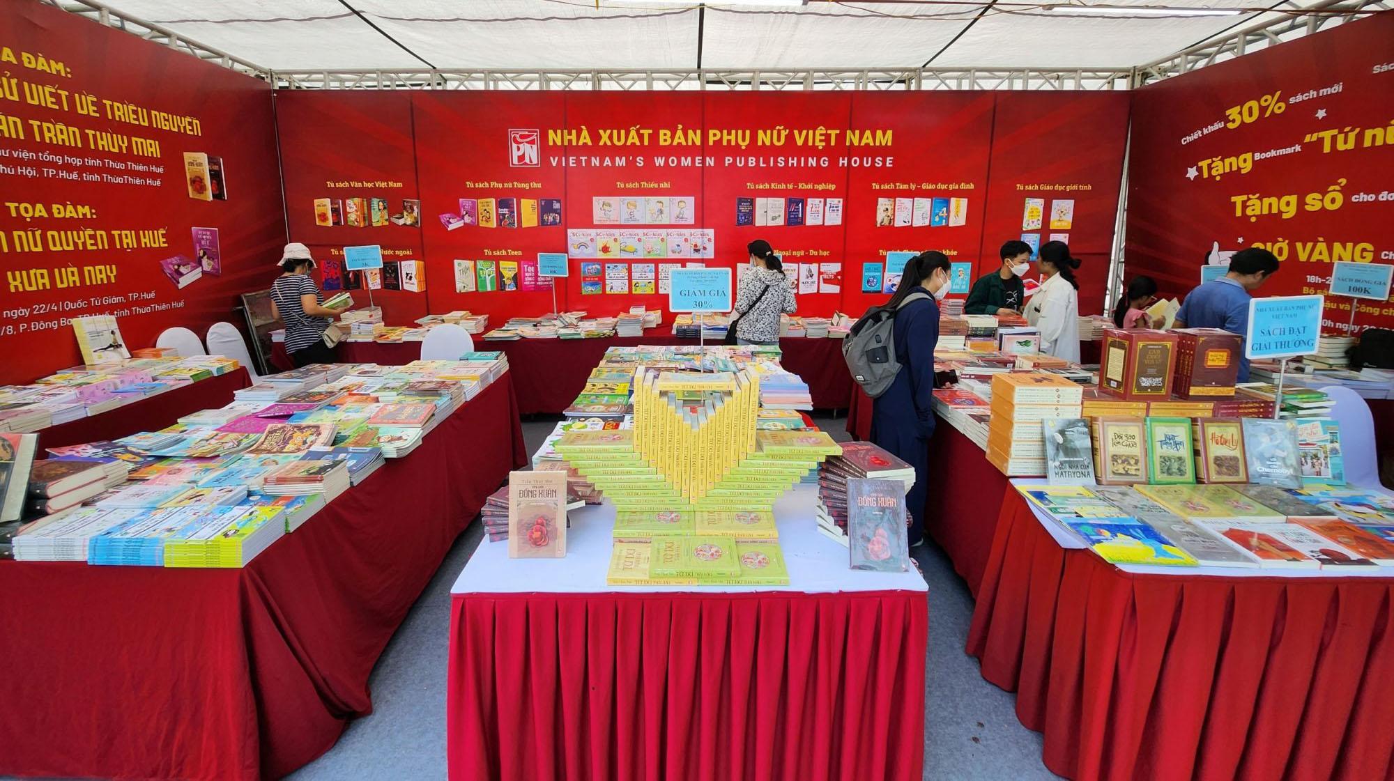 Hội Sách Chào Mừng Ngày Sách Và Văn Hóa Đọc Việt Nam Lần 2