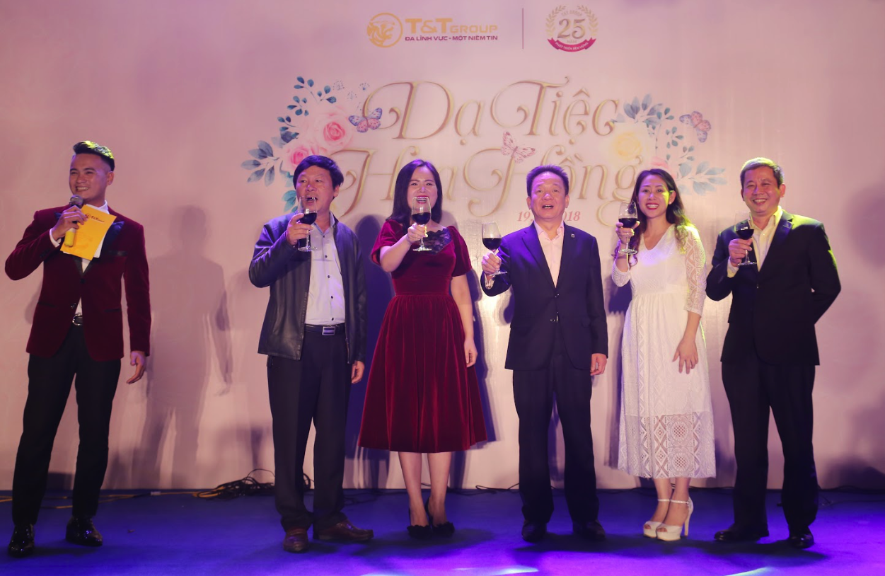 Gala Dinner Là Gì? Các Yếu Tố Quyết Định Gala Dinner Thành Công