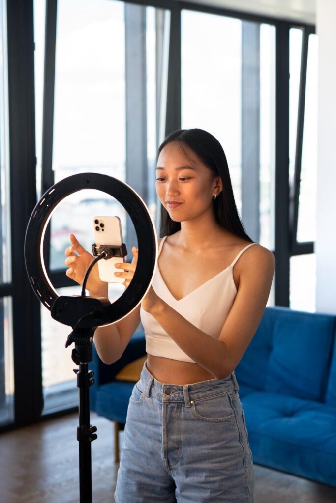Mẫu Kịch Bản Video Ngắn Phổ Biến Nhất Cho Người Mới Bắt Đầu