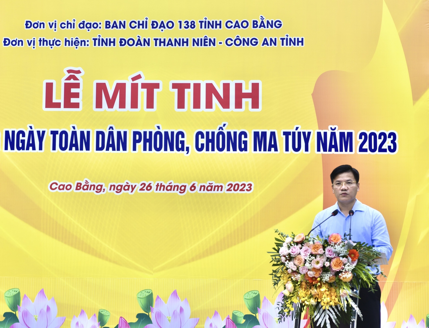 Lễ Mít Tinh Là Gì?